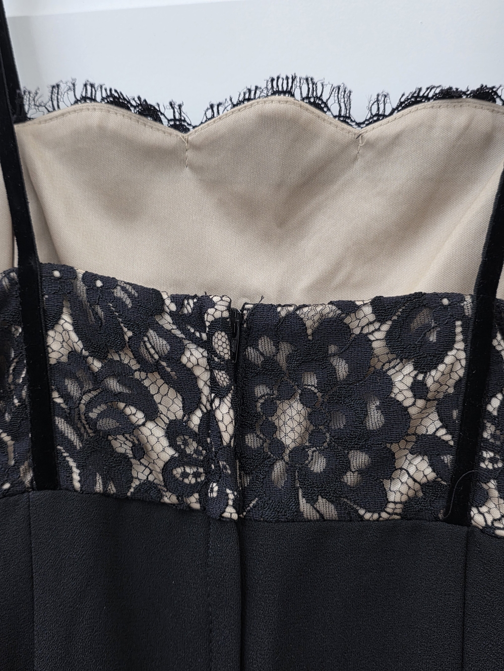 📣Vintage 90s Scott McClintock Black Cocktail Formal Dress👗 Gold Lace Bodice 8P - Picture 10 of 13